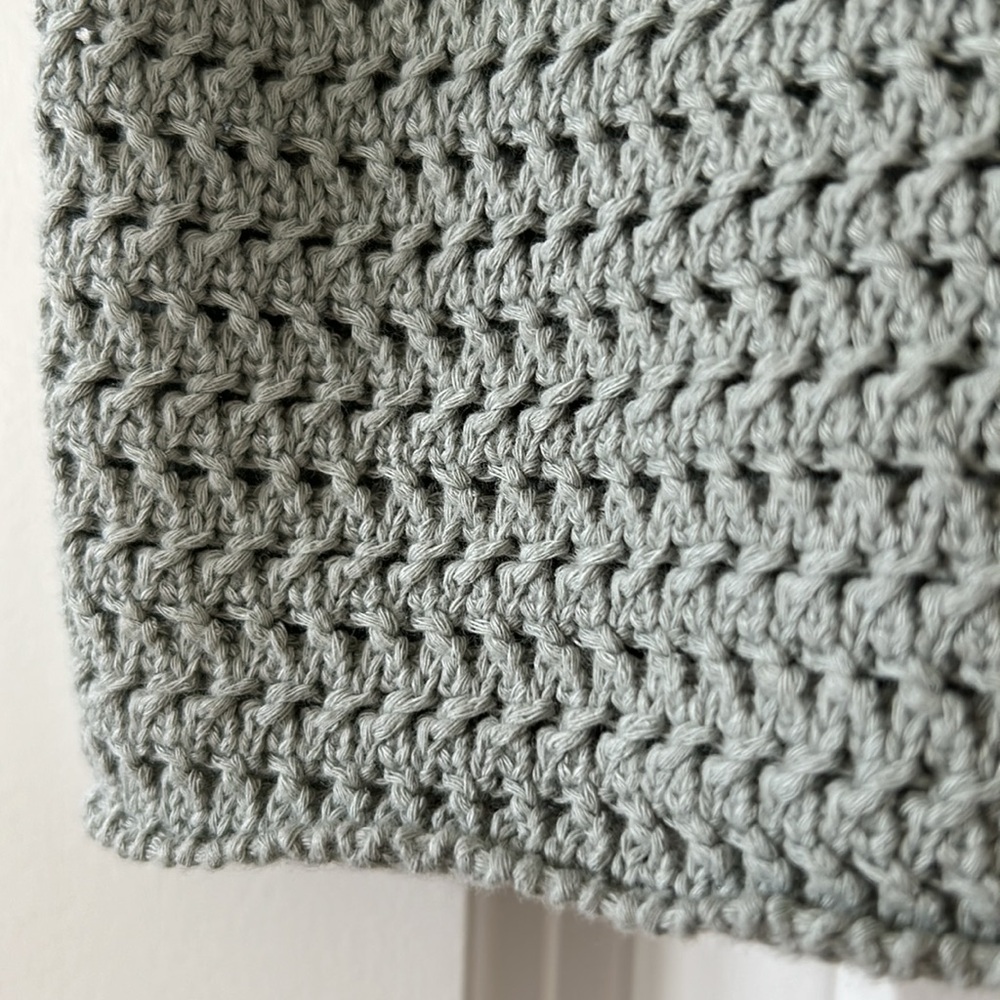 ⭐️NWT!⭐️Joie Sage Green Crochet Knit Cotton Sweater Top Sz Lg with MEASUREMENTS - Picture 6 of 10